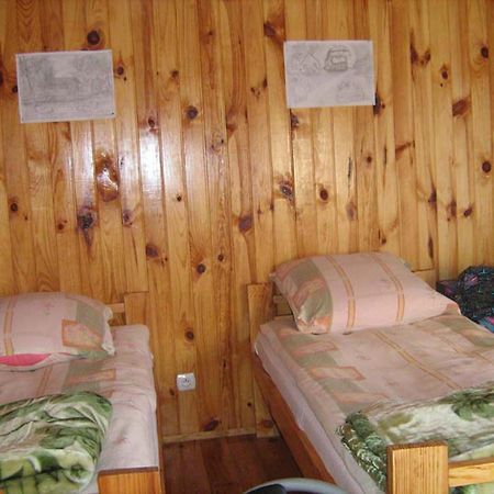 Agro-Tur Domki W Szuwarach Kuty Habitación foto